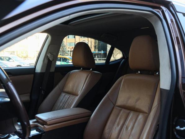 Lexus ES VI Рестайлинг с пробегом 2015 года, цена 2 440 000 рублей, 132700 км, седан, Автокод Объявления