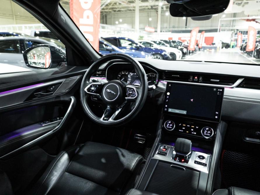 Jaguar F-Pace I Рестайлинг Санкт-Петербург  - изображение 24