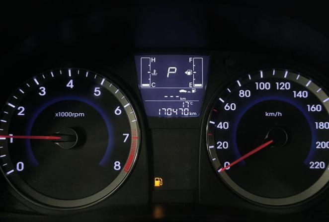 Hyundai Solaris I Рестайлинг с пробегом 2015 года, цена 940 000 рублей, 170470 км, седан, Автокод Объявления