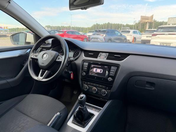 Skoda Octavia III (A7) с пробегом 2013 года, цена 795 000 рублей, 314000 км, лифтбек, Автокод Объявления