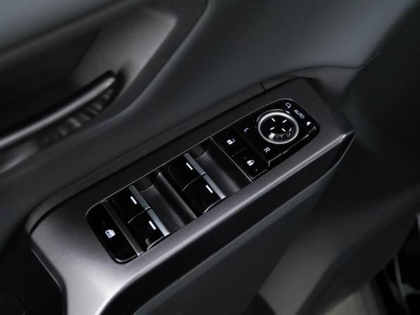 Toyota RAV4 VI (XA60) с пробегом 2026 года, цена 4 247 434 рубля, 62 км, внедорожник, Автокод Объявления