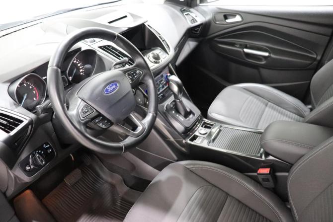 Ford Kuga II Рестайлинг с пробегом 2018 года, цена 1 580 000 рублей, 92149 км, внедорожник, Автокод Объявления