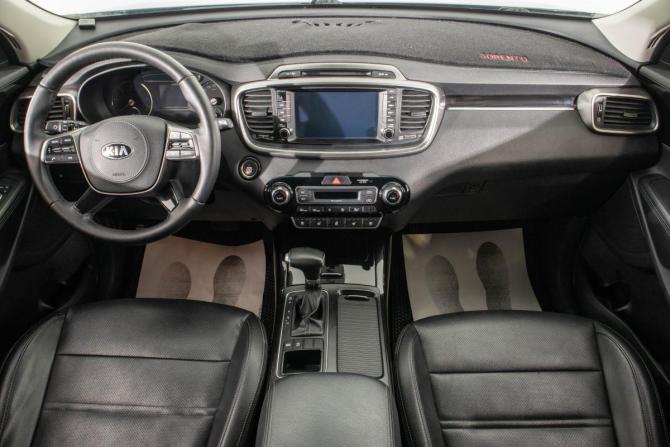 Kia Sorento II Рестайлинг с пробегом 2018 года, цена 2 449 000 рублей, 110000 км, внедорожник, Автокод Объявления