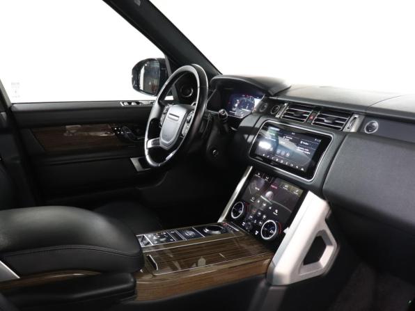 Land Rover Range Rover IV Рестайлинг с пробегом 2018 года, цена 5 700 000 рублей, 105464 км, внедорожник, Автокод Объявления