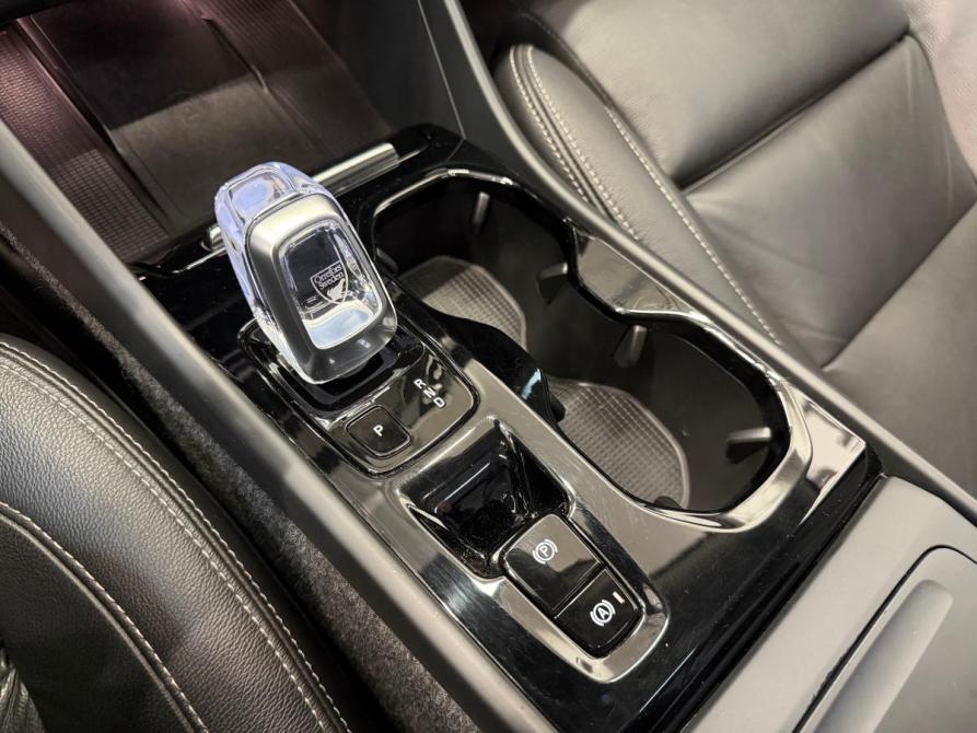 Volvo XC40 I Санкт-Петербург  - изображение 18