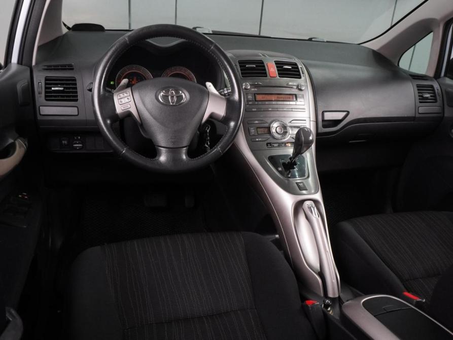 Toyota Auris I Воронеж  - изображение 6
