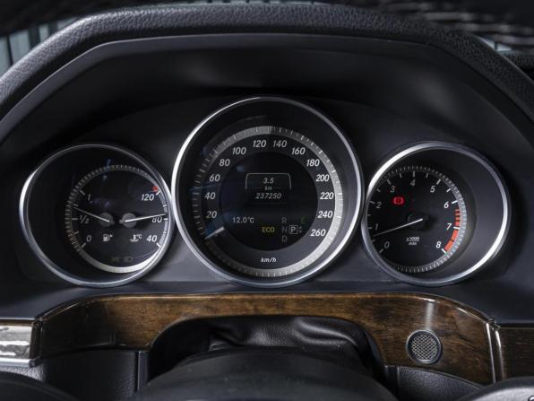 Mercedes-Benz E-Класс IV (W212 S212 C207) Рестайлинг с пробегом 2013 года, цена 1 980 000 рублей, 237250 км, седан, Автокод Объявления