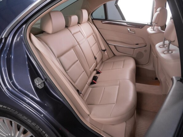 Mercedes-Benz E-Класс IV (W212 S212 C207) Рестайлинг с пробегом 2013 года, цена 2 429 000 рублей, 91240 км, седан, Автокод Объявления