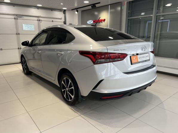 Hyundai Solaris II Рестайлинг с пробегом 2021 года, цена 1 420 000 рублей, 96000 км, седан, Автокод Объявления