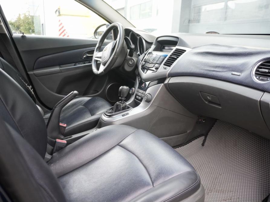 Chevrolet Cruze I Москва  - изображение 11