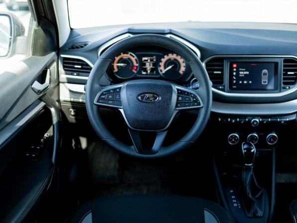 Lada (ВАЗ) Vesta I Рестайлинг (NG) с пробегом 2024 года, цена 1 320 000 рублей, 60000 км, седан, Автокод Объявления