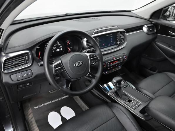 Kia Sorento III Prime Рестайлинг с пробегом 2018 года, цена 2 199 000 рублей, 156000 км, внедорожник, Автокод Объявления