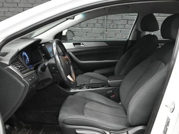 Hyundai Sonata VII (LF) Рестайлинг с пробегом 2019 года, цена 2 290 000 рублей, 60734 км, седан, Автокод Объявления