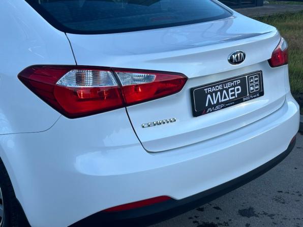 Kia Cerato III с пробегом 2015 года, цена 945 000 рублей, 323061 км, седан, Автокод Объявления