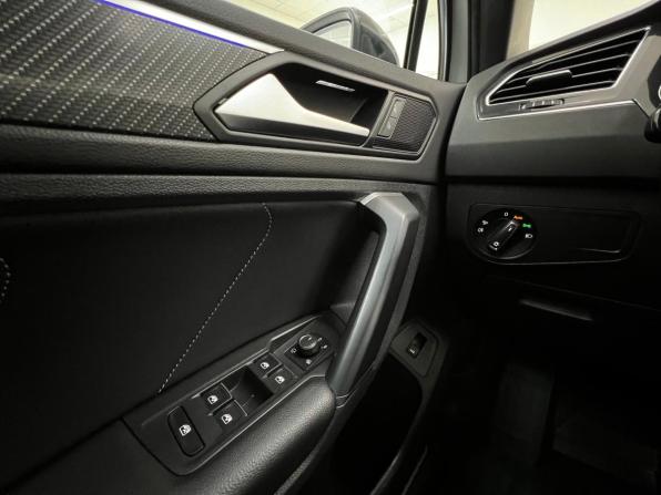 Volkswagen Tiguan II Рестайлинг с пробегом 2021 года, цена 3 250 000 рублей, 171470 км, внедорожник, Автокод Объявления