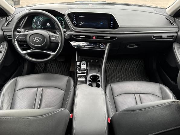 Hyundai Sonata VIII (DN8) с пробегом 2022 года, цена 3 049 000 рублей, 30133 км, седан, Автокод Объявления