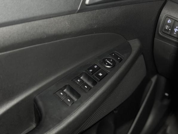 Hyundai Tucson III с пробегом 2016 года, цена 1 615 000 рублей, 194420 км, внедорожник, Автокод Объявления