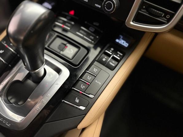 Porsche Cayenne II Рестайлинг (958) с пробегом 2017 года, цена 3 989 000 рублей, 138000 км, внедорожник, Автокод Объявления
