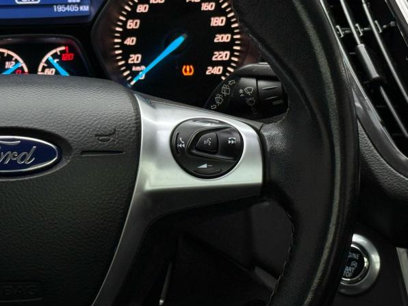 Ford Kuga II с пробегом 2015 года, цена 1 429 000 рублей, 195405 км, внедорожник, Автокод Объявления