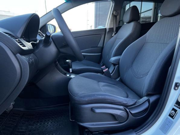 Hyundai Solaris I с пробегом 2012 года, цена 840 000 рублей, 185517 км, седан, Автокод Объявления
