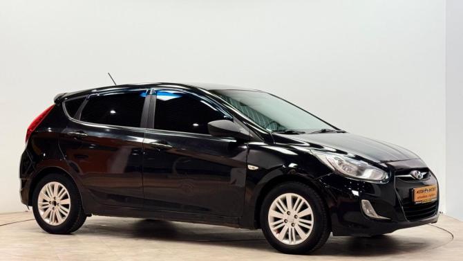 Hyundai Solaris I с пробегом 2011 года, цена 490 000 рублей, 202000 км, хэтчбек, Автокод Объявления