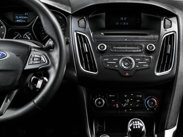 Ford Focus III Рестайлинг с пробегом 2018 года, цена 1 019 000 рублей, 98447 км, универсал, Автокод Объявления