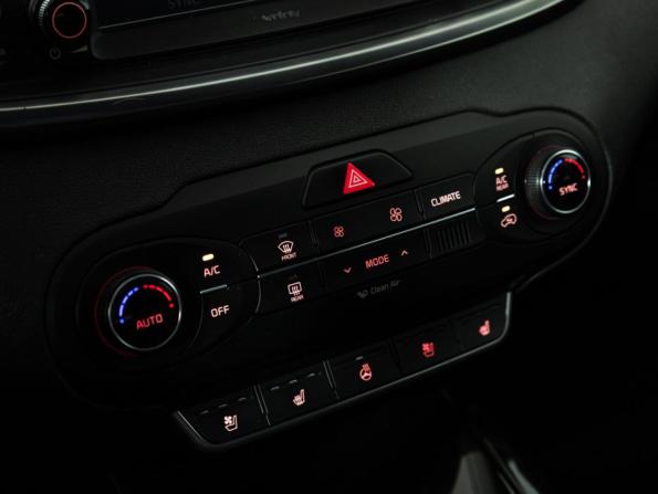 Kia Sorento III Prime с пробегом 2016 года, цена 2 499 700 рублей, 160279 км, внедорожник, Автокод Объявления