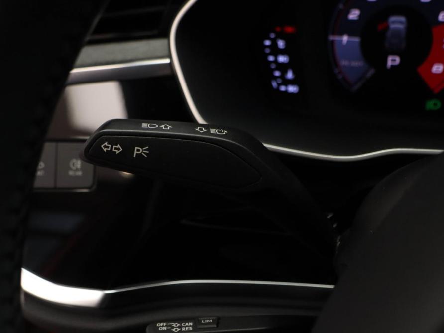 Audi Q3 II (F3) Москва  - изображение 13