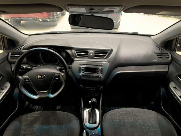 Kia Rio III Рестайлинг с пробегом 2016 года, цена 1 300 000 рублей, 108912 км, хэтчбек, Автокод Объявления