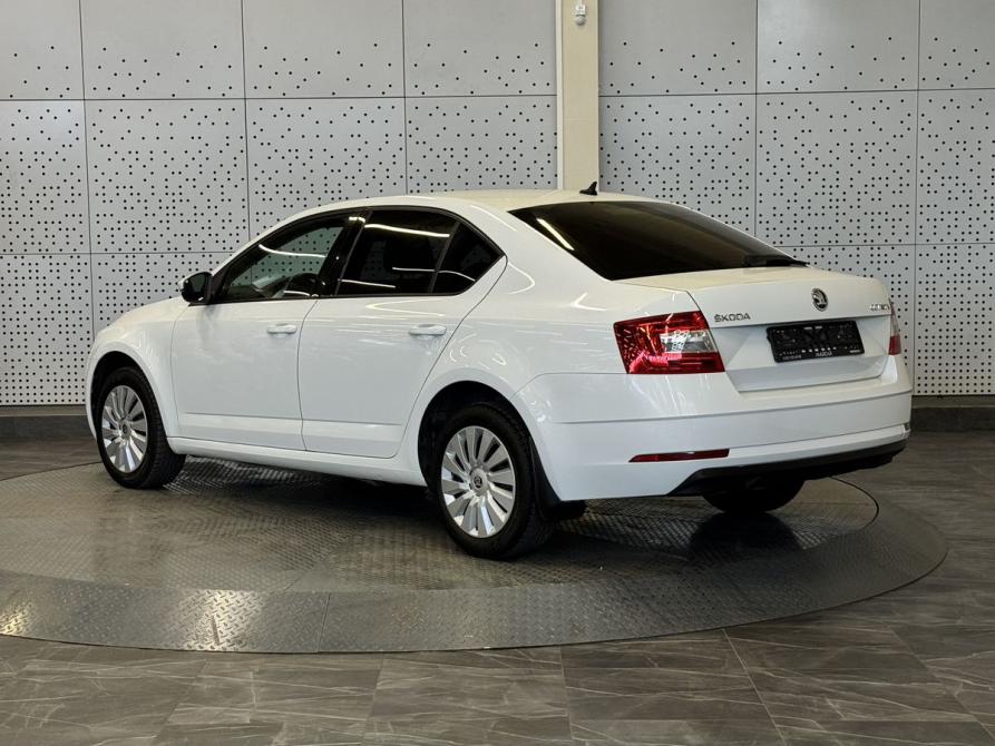Skoda Octavia III (A7) Рестайлинг Москва  - изображение 6