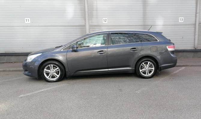 Toyota Avensis III с пробегом 2009 года, цена 749 000 рублей, 380717 км, универсал, Автокод Объявления