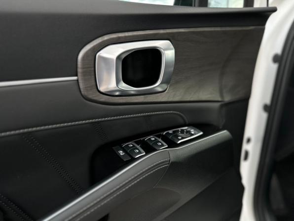 Новый Kia Sorento IV Рестайлинг 2025 года, цена 6 826 800 рублей, внедорожник, Автокод Объявления
