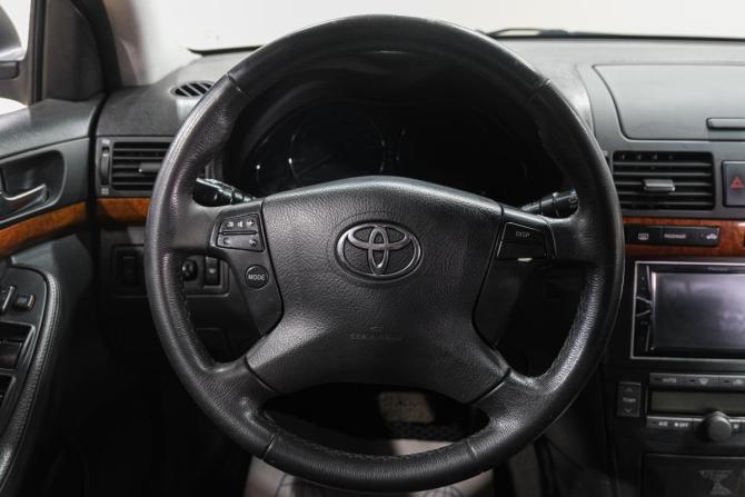 Toyota Avensis II Рестайлинг с пробегом 2006 года, цена 849 000 рублей, 316000 км, седан, Автокод Объявления