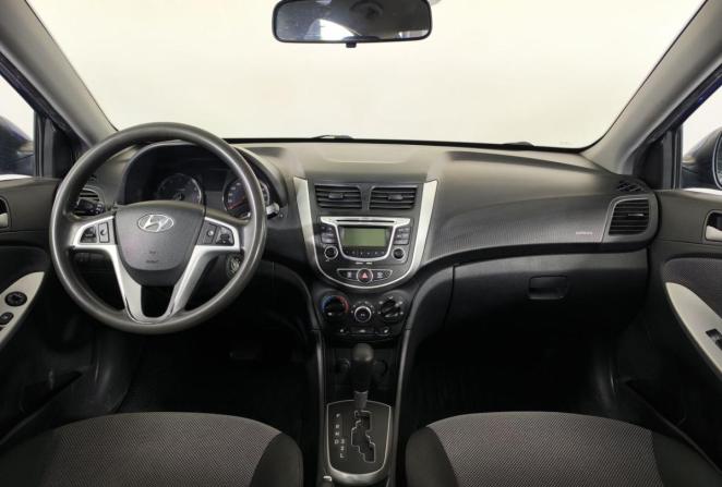 Hyundai Solaris I с пробегом 2012 года, цена 700 000 рублей, 232130 км, седан, Автокод Объявления
