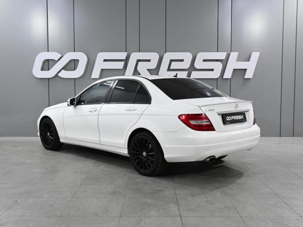 Mercedes-Benz C-Класс III (W204) Рестайлинг с пробегом 2013 года, цена 1 899 000 рублей, 161418 км, седан, Автокод Объявления