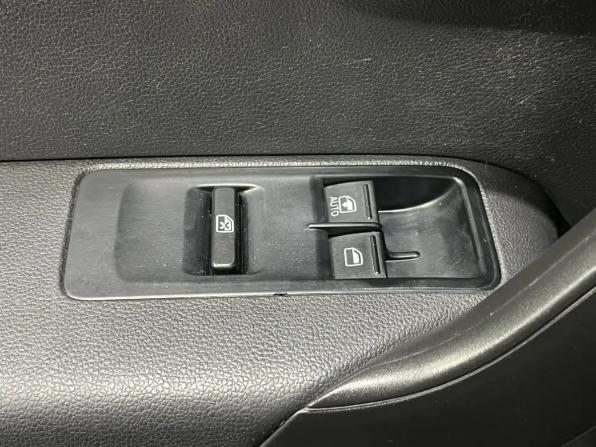 Volkswagen Polo V с пробегом 2012 года, цена 695 000 рублей, 267776 км, седан, Автокод Объявления