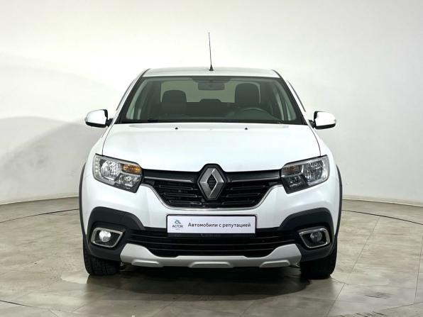 Renault Logan II Рестайлинг с пробегом 2020 года, цена 970 000 рублей, 176426 км, седан, Автокод Объявления