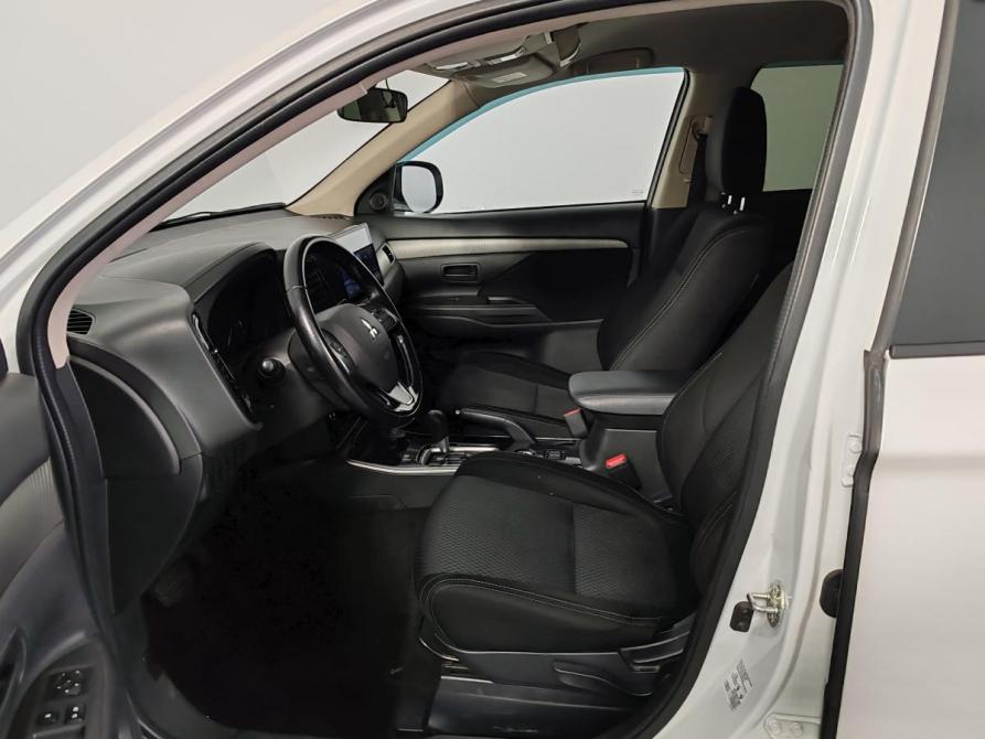 Mitsubishi Outlander III Рестайлинг 2 Москва  - изображение 16
