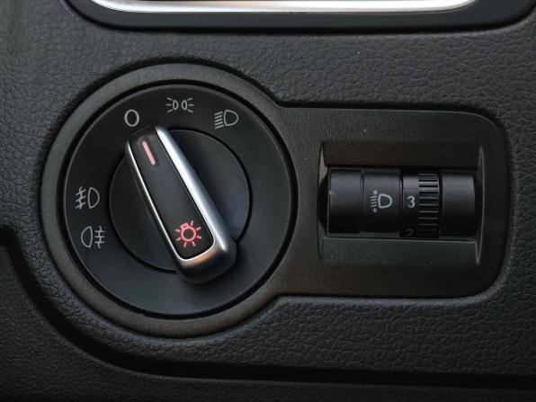 Volkswagen Polo V с пробегом 2014 года, цена 875 000 рублей, 104711 км, седан, Автокод Объявления