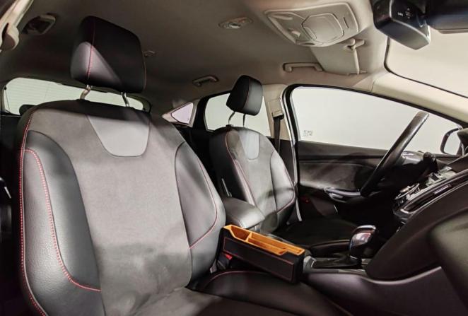Ford Focus III с пробегом 2014 года, цена 870 000 рублей, 215088 км, хэтчбек, Автокод Объявления