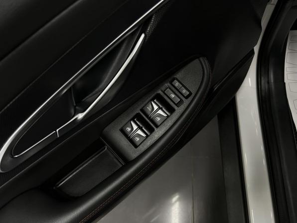 Changan UNI-T I с пробегом 2023 года, цена 2 240 000 рублей, 16432 км, внедорожник, Автокод Объявления