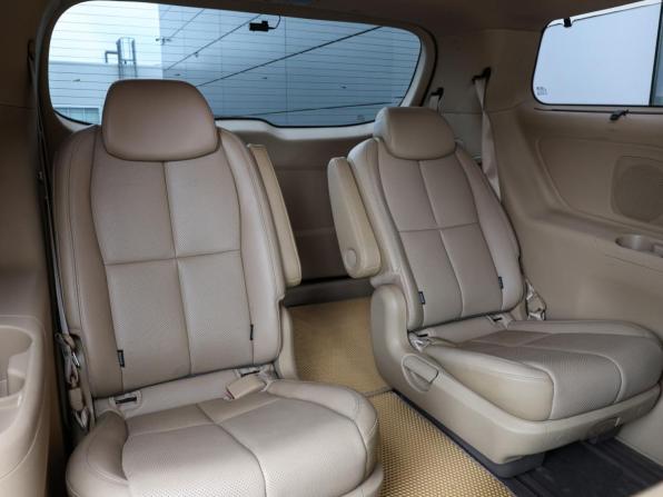 Kia Carnival III с пробегом 2019 года, цена 3 049 000 рублей, 106300 км, минивэн, Автокод Объявления