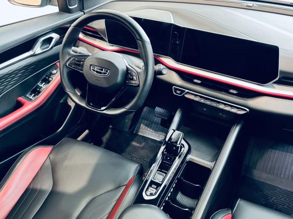 Geely Coolray I Рестайлинг с пробегом 2023 года, цена 2 150 000 рублей, 23000 км, внедорожник, Автокод Объявления