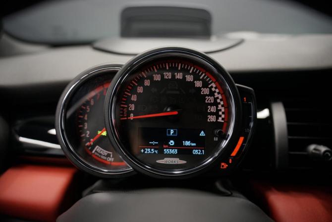 Mini Cabrio III Рестайлинг с пробегом 2020 года, цена 3 292 000 рублей, 56000 км, кабриолет, Автокод Объявления