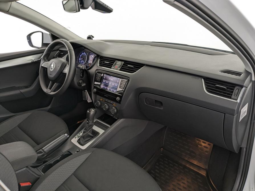 Skoda Octavia III (A7) Рестайлинг Москва  - изображение 11