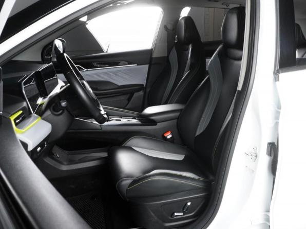 Geely Coolray I с пробегом 2023 года, цена 1 999 000 рублей, 26267 км, внедорожник, Автокод Объявления
