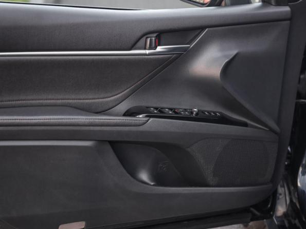 Toyota Camry VIII (XV70) с пробегом 2018 года, цена 2 899 000 рублей, 112275 км, седан, Автокод Объявления
