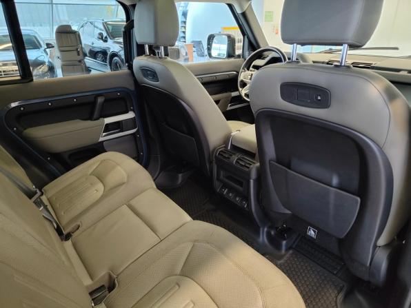 Land Rover Defender II с пробегом 2021 года, цена 4 450 000 рублей, 99958 км, внедорожник, Автокод Объявления