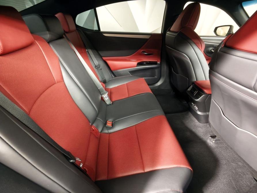 Lexus ES VII Рестайлинг Москва  - изображение 16