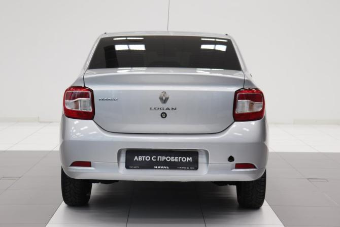 Renault Logan II с пробегом 2015 года, цена 677 000 рублей, 141820 км, седан, Автокод Объявления